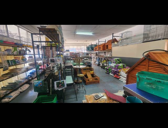 300M² BUSINESS FOR SALE IN VANDERBIJLPARK CENTRAL